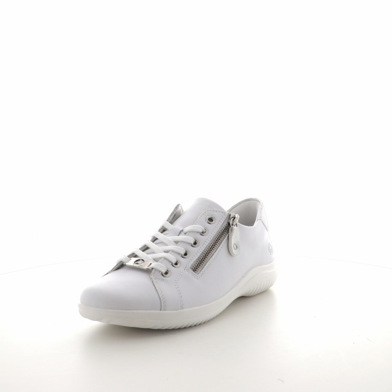 Baskets basses blanches