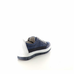 Baskets basses bleues et blanches