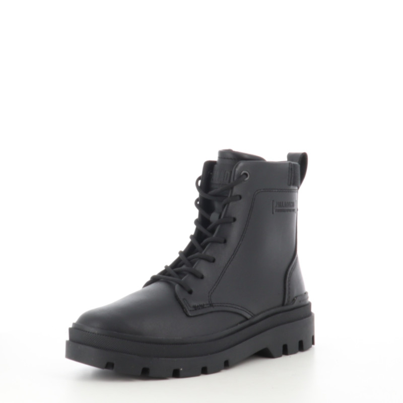 Boots noires à lacets