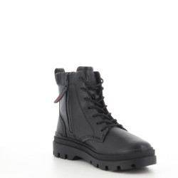 Boots noires à lacets