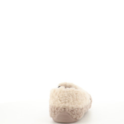 Pantoufles beiges et camel curly