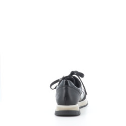 Baskets basses en cuir noir