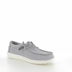 Baskets en toile grise
