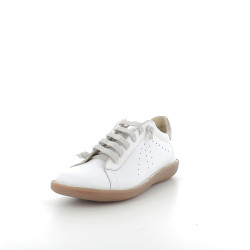 Baskets basses blanches en cuir