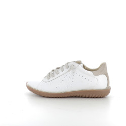 Baskets basses blanches en cuir
