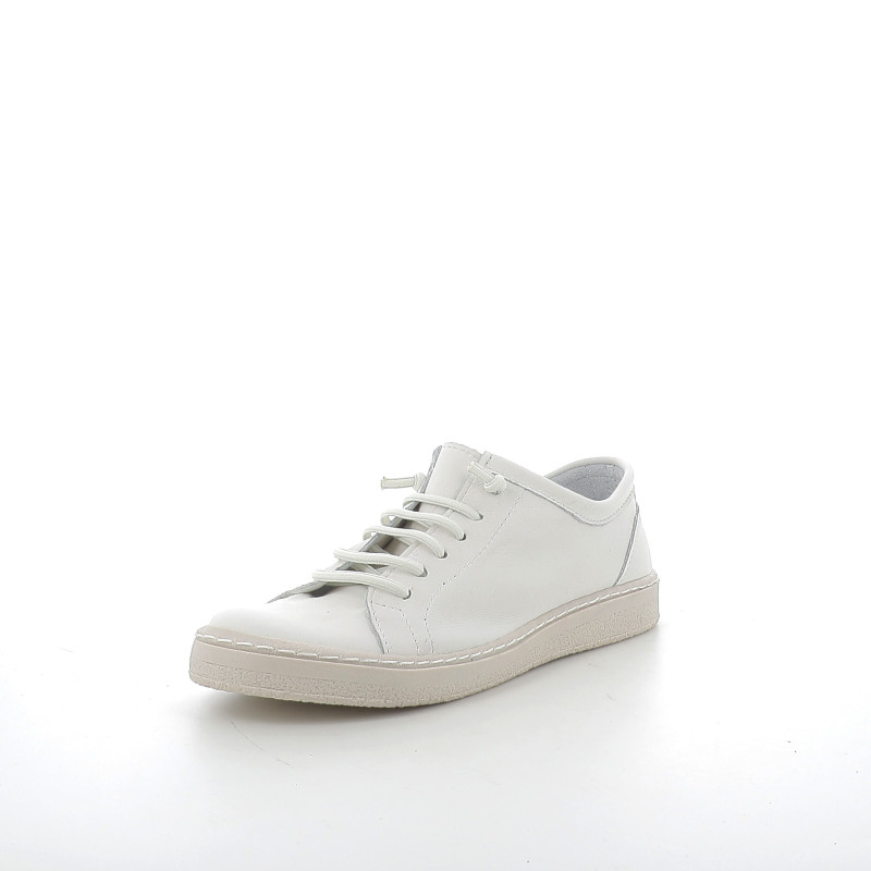 Baskets basses blanches
