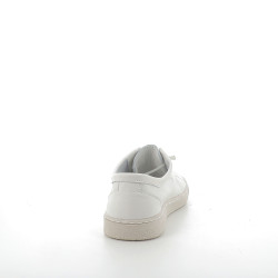 Baskets basses blanches