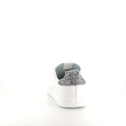 Baskets basses blanches
