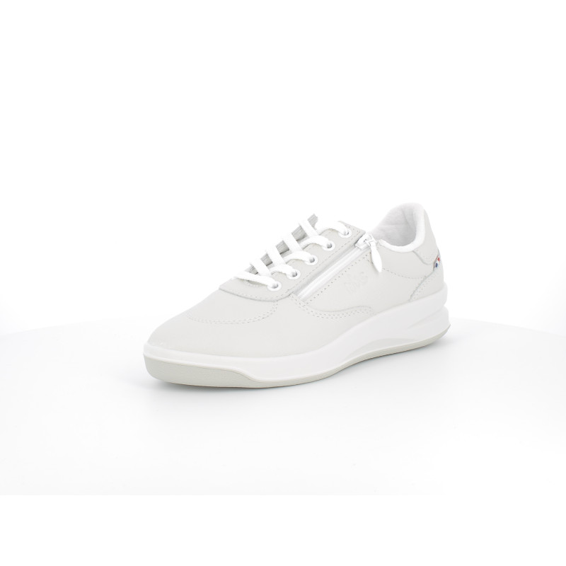 Baskets basses blanches
