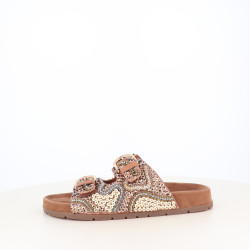 Mules marrons avec décorations