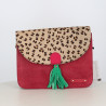 Grande pochette Soruka rouge à rabat léopard