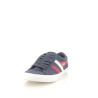 Basket bleu marine et rouge en toile