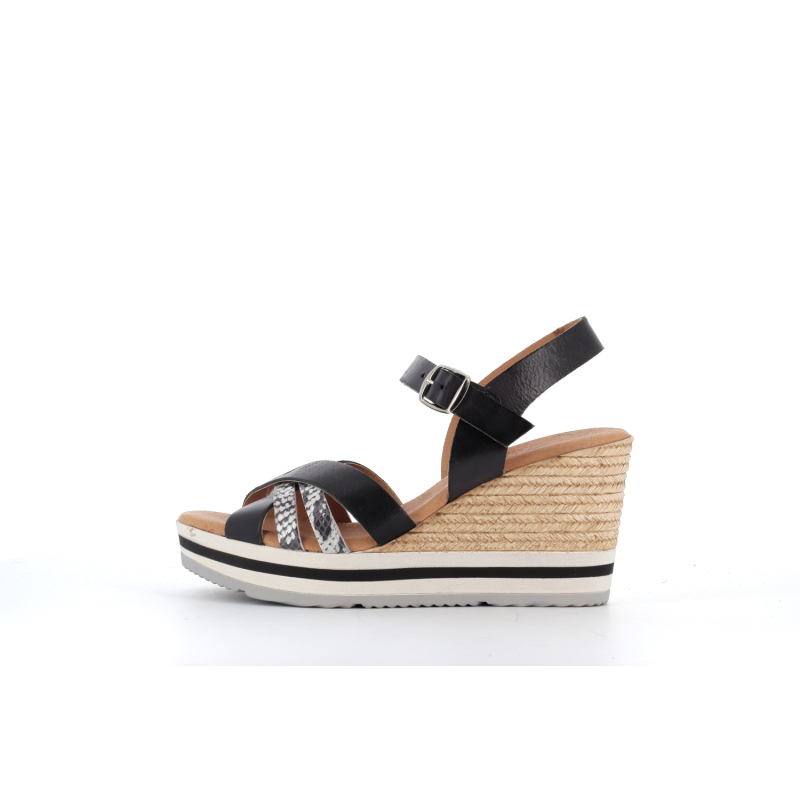 compensé noir en cuir