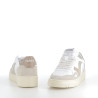 Baskets blanches et beige