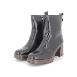 Bottine noir en cuir