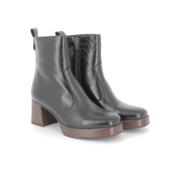 Bottine noir en cuir
