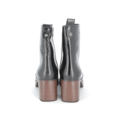 Bottine noir en cuir