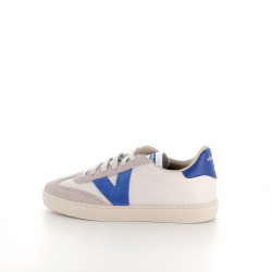 Baskets basses blanches détails bleus