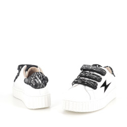Chaussures Blanches et Noires à Motif Vanessa Wu