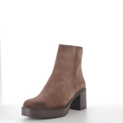 Bottines en daim marron