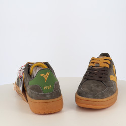 Baskets Unisexes Victoria en Daim