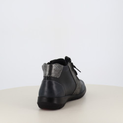 Suave Oxford
