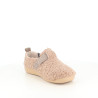 Chaussons fermés avec boucle décorative