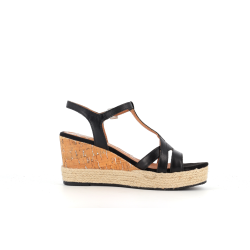 compensé noir en cuir