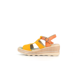 compensé en cuir jaune