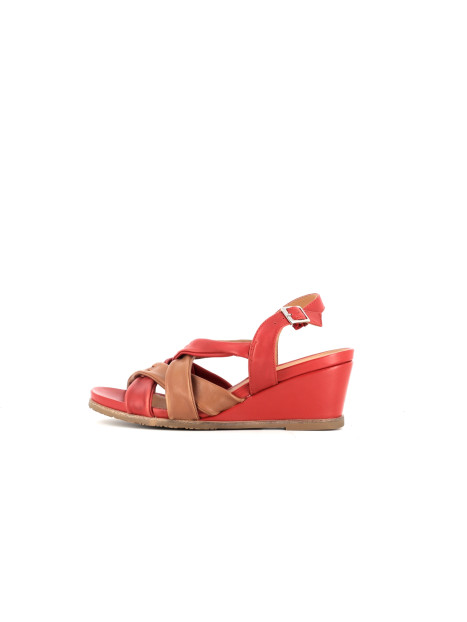 compensé rouge en cuir