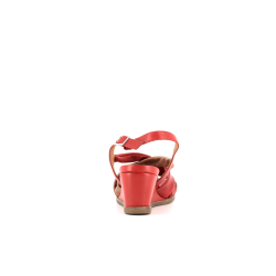 compensé rouge en cuir