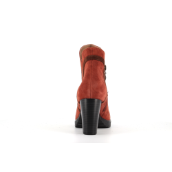 bottine rouge en cuir